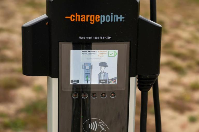 Faut-il entretenir sa borne de recharge à Cugnaux ?